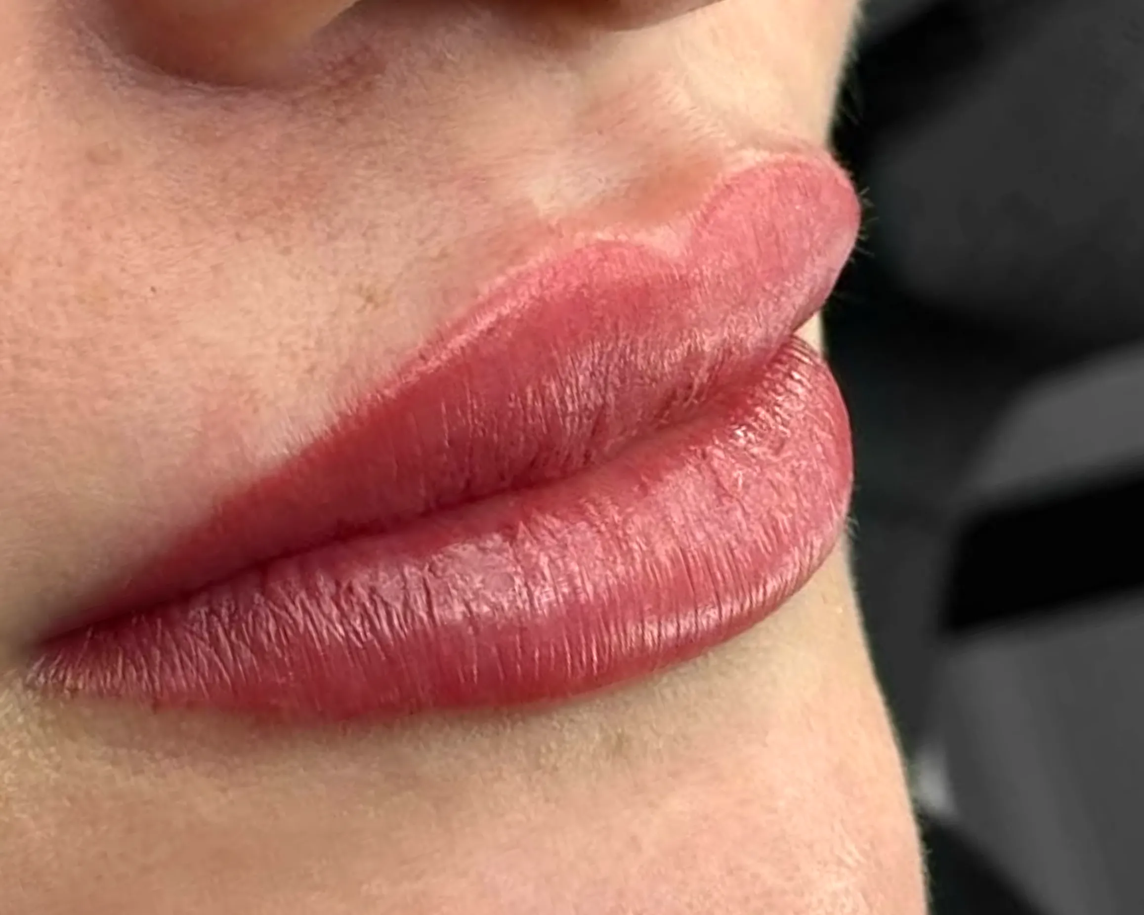 lip blush touch-up