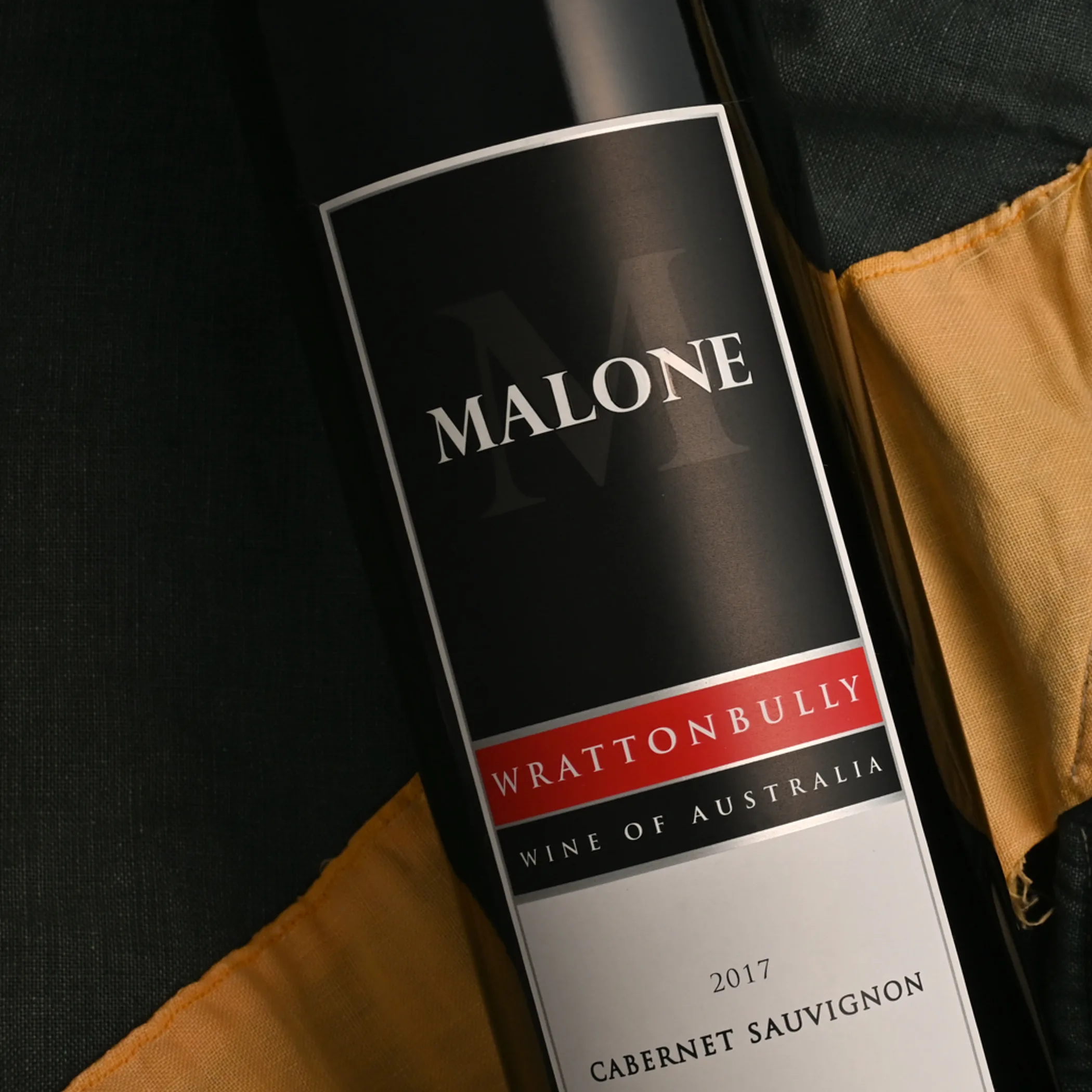 australian cabernet sauvignon wine bottle