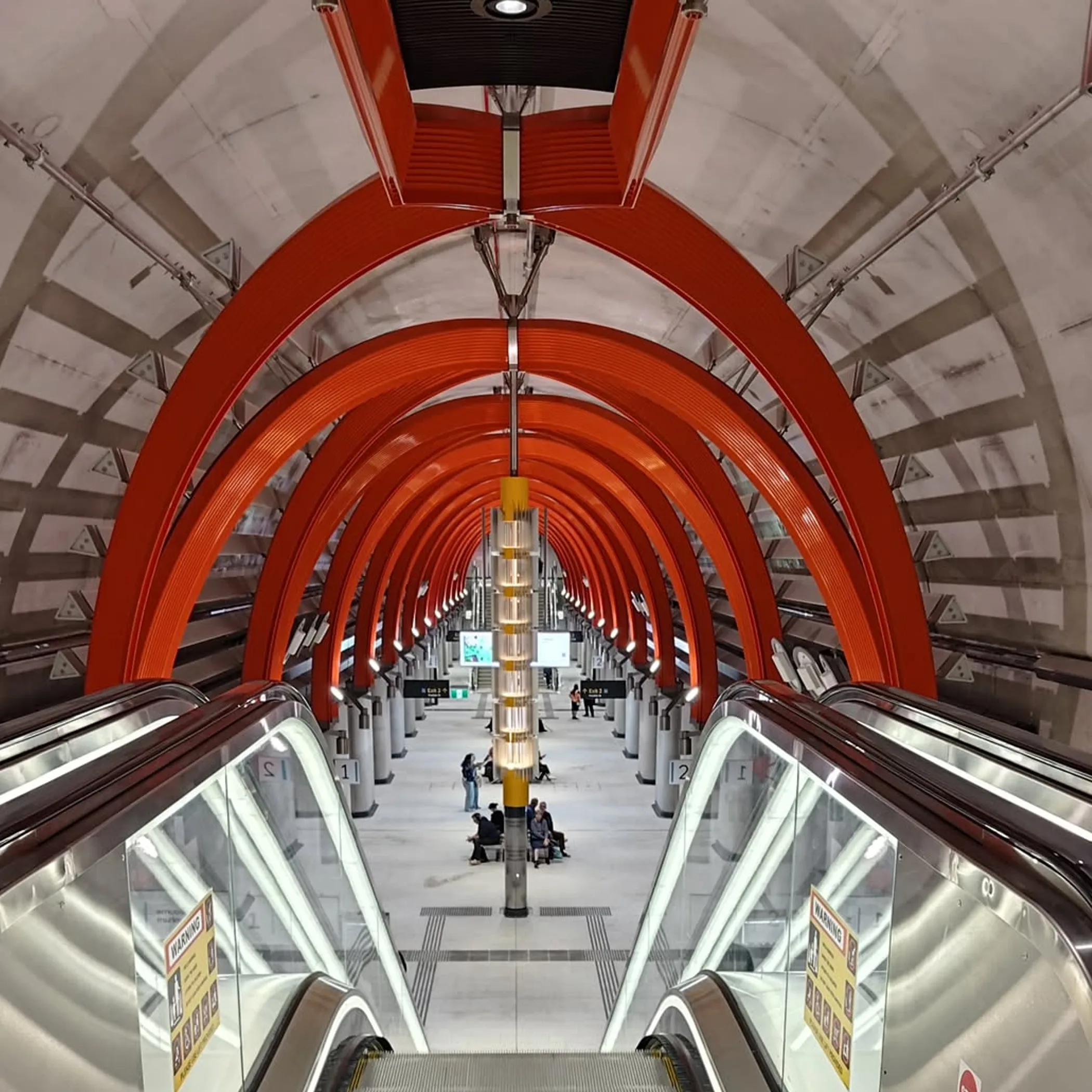 melbourne public transport station at night